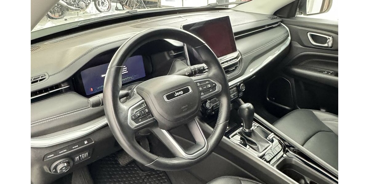Jeep Compass S Plug-IN Hybrid 4WD 1.Hand Anhängerkplg 43.400 km 25.320 &euro; Lich 35423