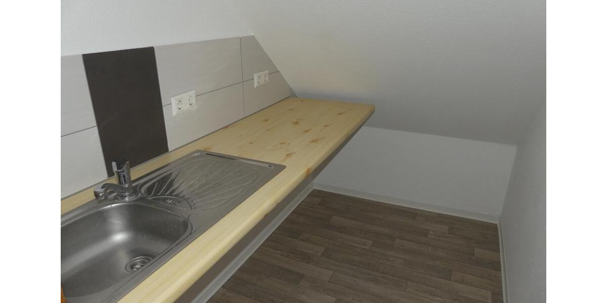 Etagenwohnung Esens - 4 Zimmer, 99 m&sup2;, 690&euro; | Angebot:25292522