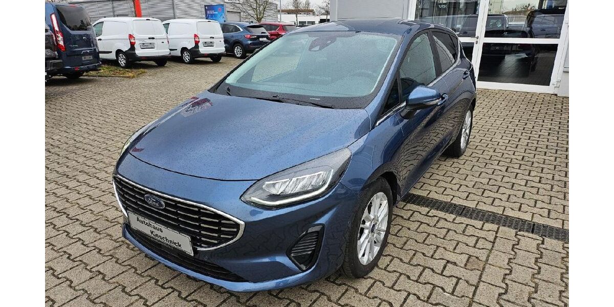 Ford Fiesta 23.450 km 16.990 &euro; Hoyerswerda 02977