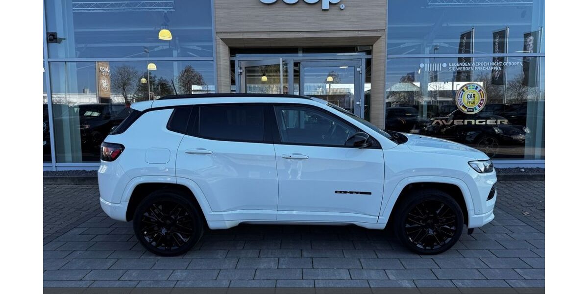 Jeep Compass 56.236 km 22.490 &euro; Aschaffenburg 63741