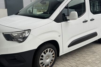 Opel Combo 160.000 km 10.890 &euro; Offenburg 77654