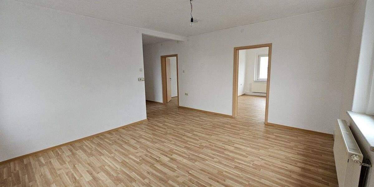 Etagenwohnung Brand-Erbisdorf / Langenau Langenau - 3 Zimmer, 68 m&sup2;, 59.000&euro; | Angebot:25770228