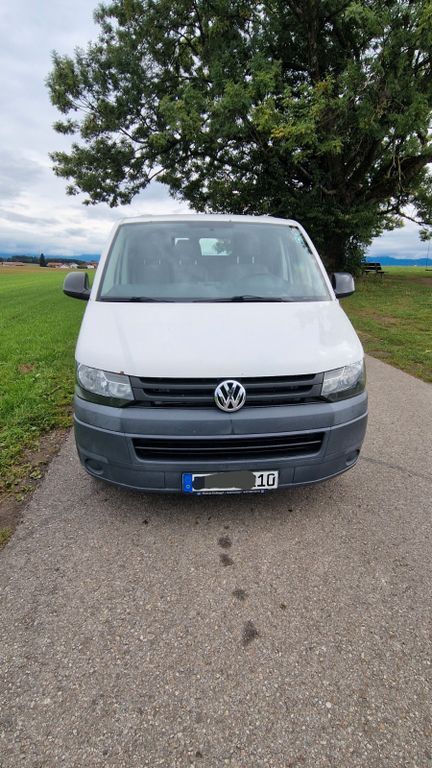 VW T5 Transporter 266.000 km 9.000 € Tuntenhausen 83104