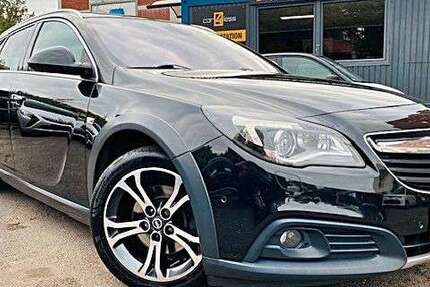 Opel Insignia 183.000 km 7.990 € Hamburg 20537