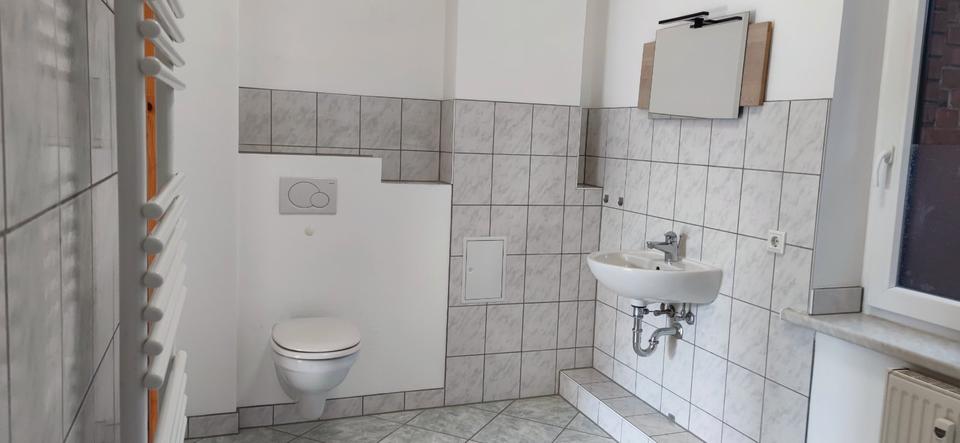 Dachgeschoßwohnung Eisenach - 3 Zimmer, 65 m&sup2;, 570&euro; | Angebot:26686083