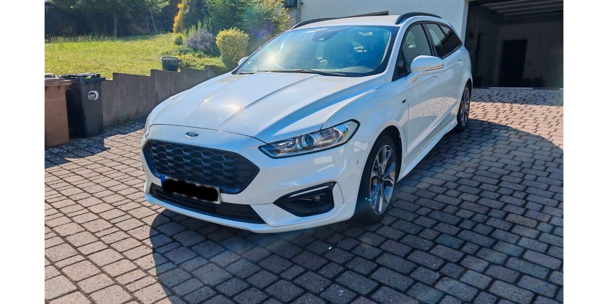 Ford Mondeo 127.239 km 12.900 &euro; Selters 65618