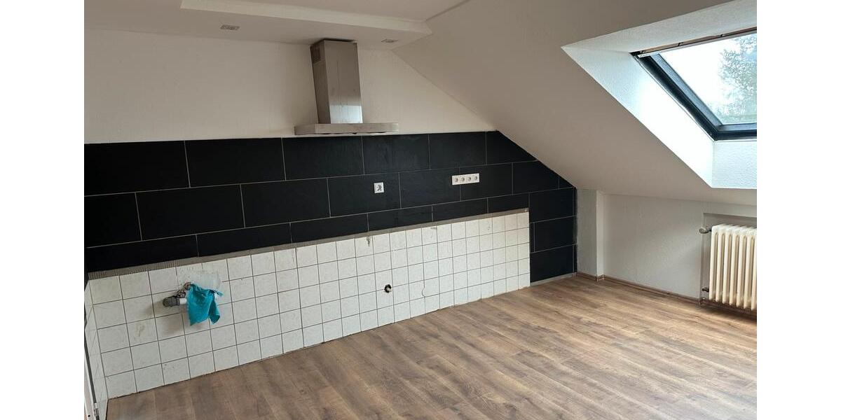 Dachgeschoßwohnung Willebadessen - 2.5 Zimmer, 78 m&sup2;, 650&euro; | Angebot:26645996