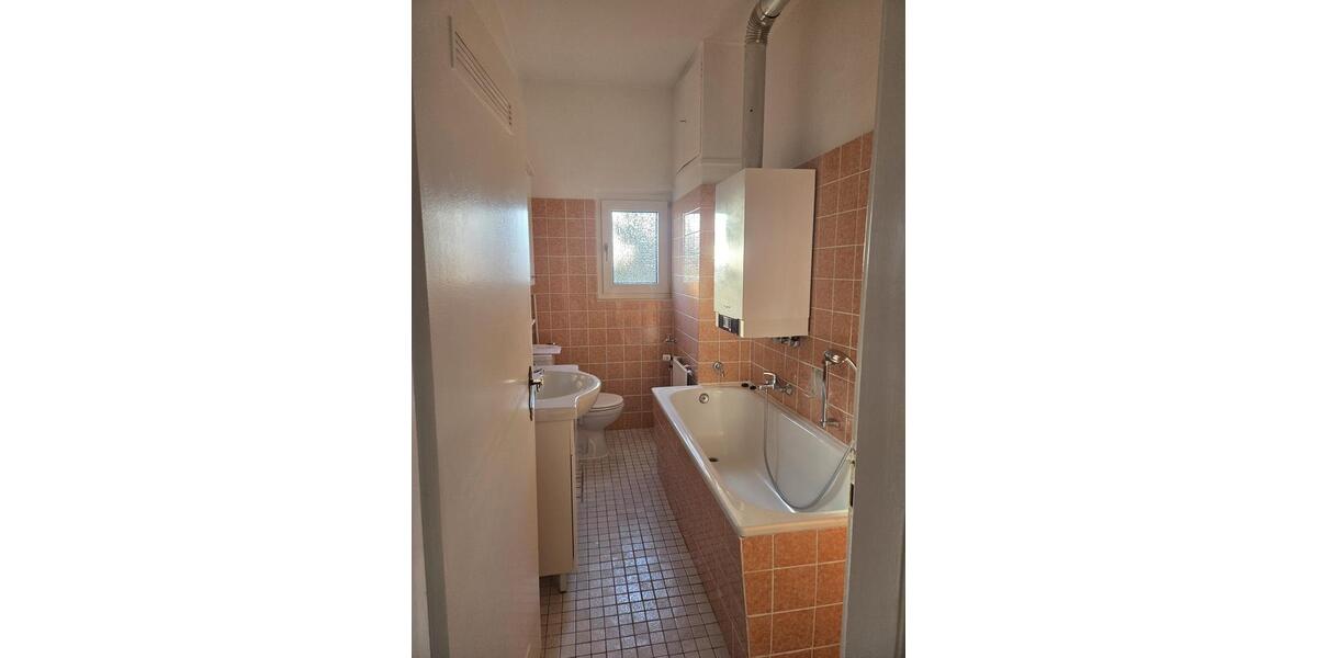 Etagenwohnung Bochum Bochum-Mitte - 1 Zimmer, 24 m&sup2;, 280&euro; | Angebot:25905028