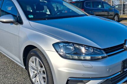 VW Golf 100.000 km 14.850 &euro; Upgant- Schott 26529
