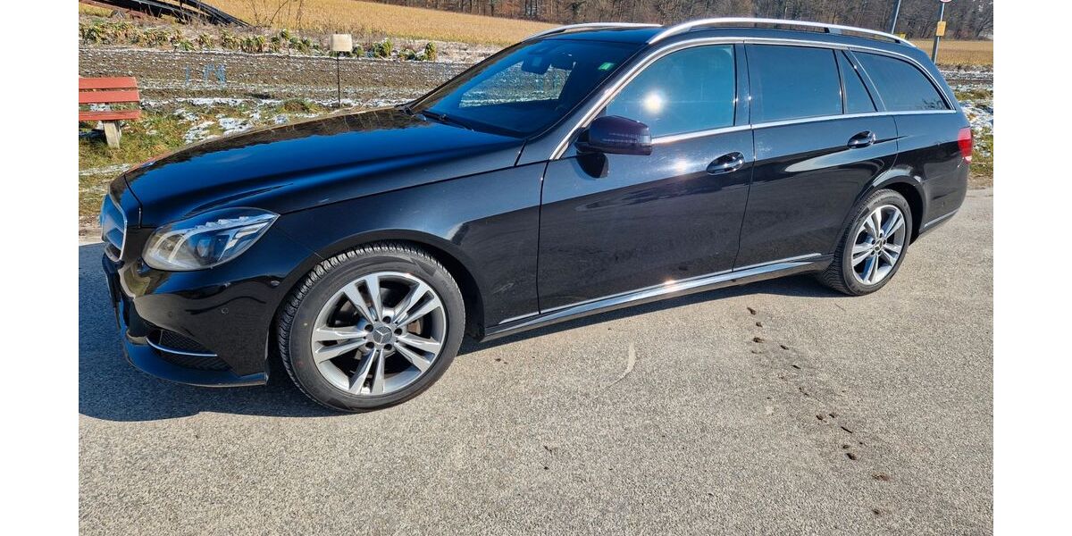 Mercedes-Benz E 220 252.297 km 11.000 &euro; Uhldingen-Mühlhofen 88690
