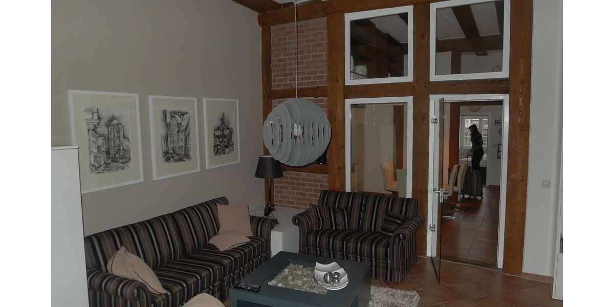 Langfristige Vermietung - zentral und großzügig in Rostocks Altstadt - Appartement Rostock | Angebot:26633755