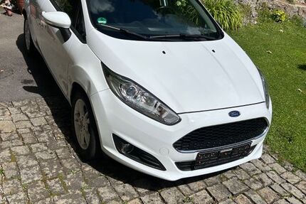 Ford Fiesta 89.882 km 4.950 &euro; Aschau im Chiemgau 83229