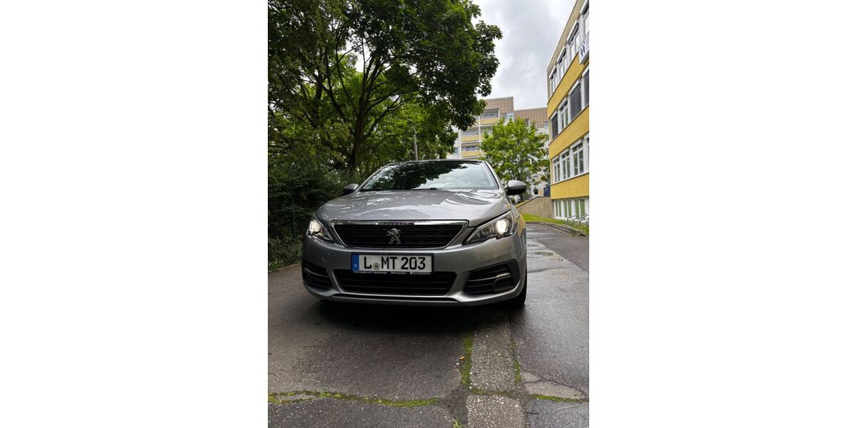 Peugeot 308 30.900 km 17.000 &euro; Leipzig 04207