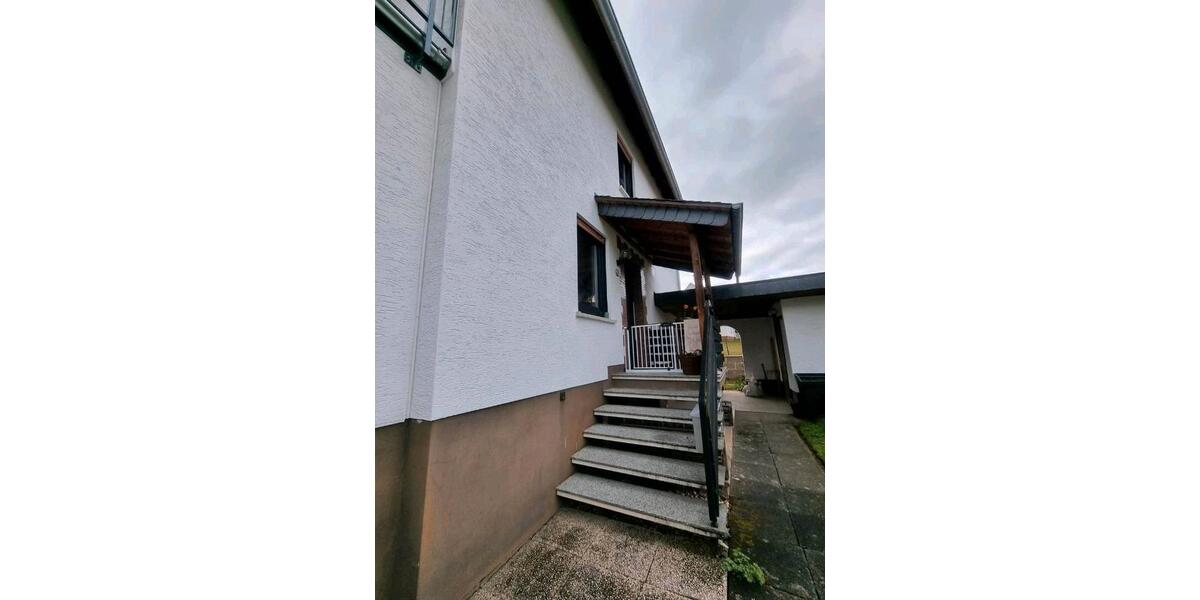 Etagenwohnung Alsfeld - 3 Zimmer, 73 m&sup2;, 900&euro; | Angebot:26118013