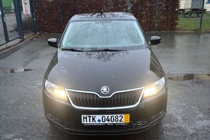 Skoda Rapid 127.118 km 8.000 &euro; Bad Soden 65812