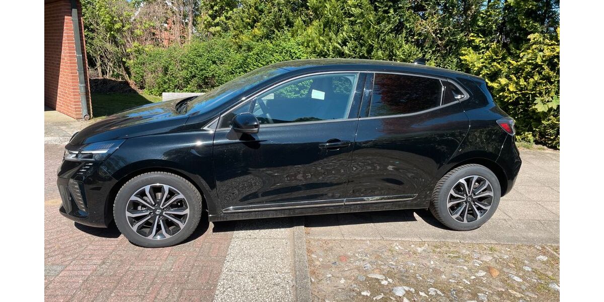 Renault Clio 15.020 km 17.800 &euro; Schafstedt 25725