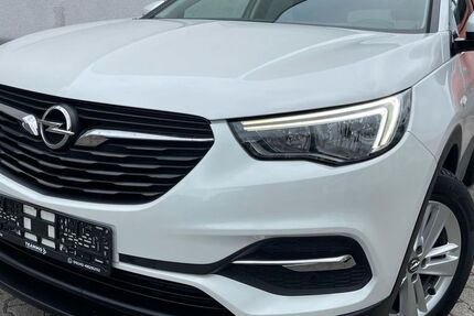 Opel Grandland (X) 68.500 km 15.990 € Rüsselsheim 65428