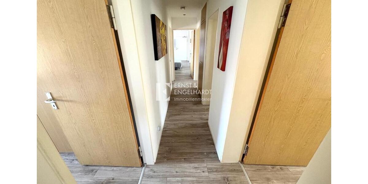 Erdgeschoßwohnung Kitzingen - 5 Zimmer, 112 m&sup2;, 1.100&euro; | Angebot:26253183