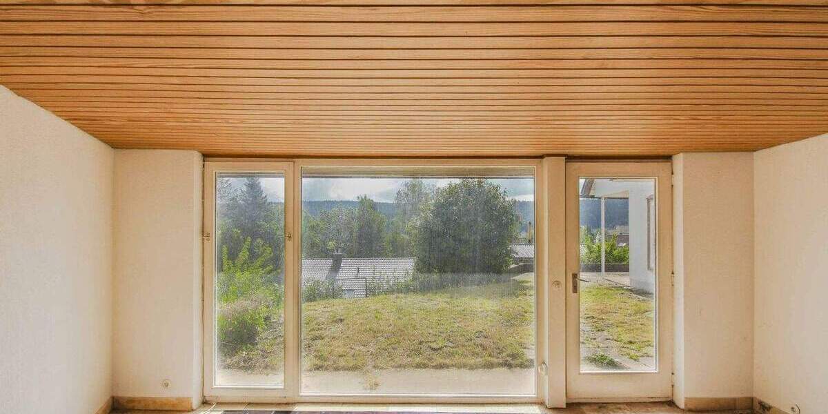 Sofort wohlfühlen: Lichtdurchflutetes 6-Zi.-Architektenhaus in idyllischer Lage in Sankt Georgen 6 zimmer