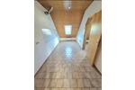 Dachgeschoßwohnung Griesheim - 3 Zimmer, 90 m&sup2;, 1.300&euro; | Angebot:26262337