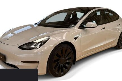 Tesla Model 3 64.824 km 29.800 &euro; Hanau 63457