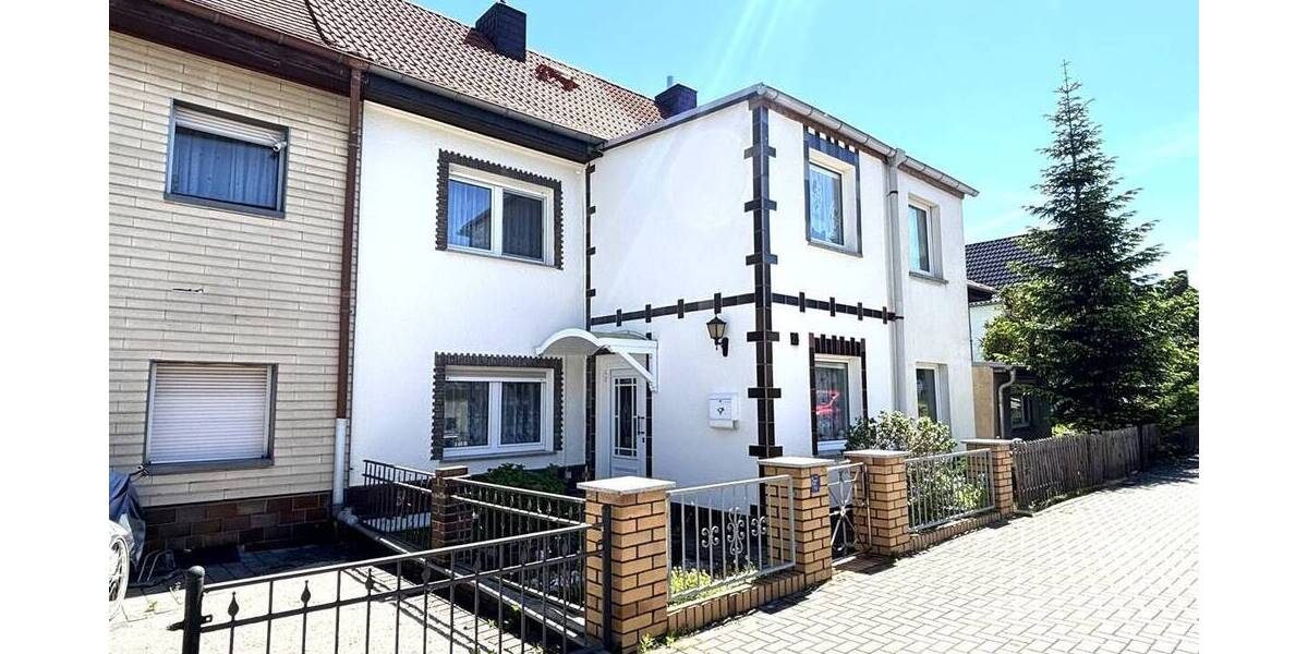 Reihenmittelhaus Sandersdorf-Brehna Sandersdorf - 8 Zimmer, 146 m&sup2;, 113.000&euro; | Angebot:26879073