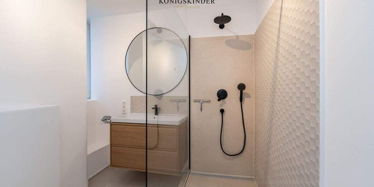 Etagenwohnung Pforzheim Südweststadt - 4 Zimmer, 113 m&sup2;, 350.000&euro; | Angebot:25733067