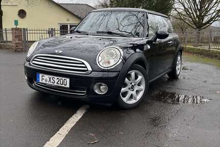 Mini Cooper 239.302 km 4.999 &euro; Gründau 63584