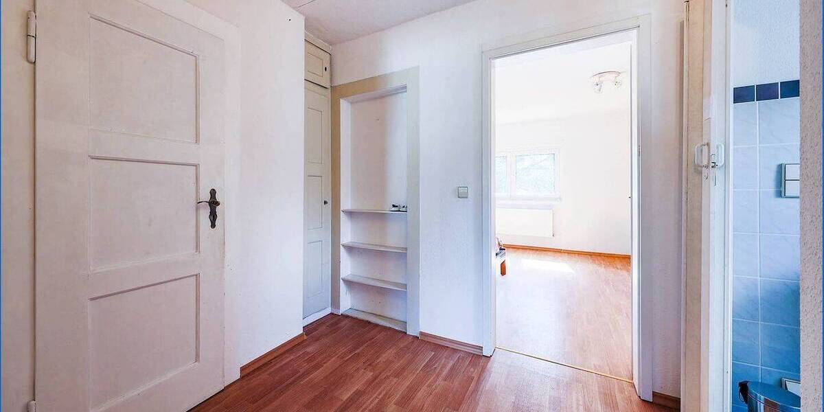 Einfamilienhaus Singen - 7 Zimmer, 240 m&sup2;, 695.000&euro; | Angebot:26364115