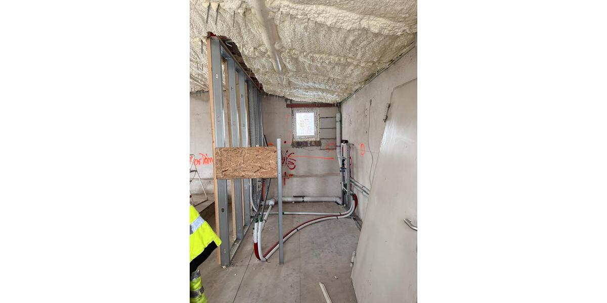 Erdgeschoßwohnung Landsberg - 6 Zimmer, 200 m&sup2;, 1.800&euro; | Angebot:25273003