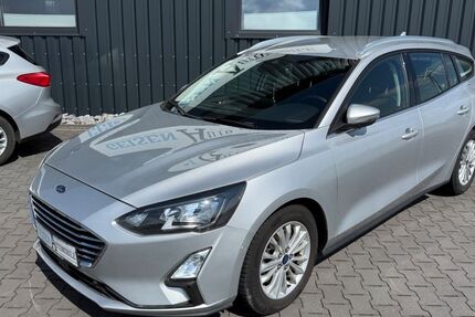 Ford Focus 99.631 km 12.390 &euro; Borchen 33178