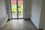 Erstbezug nach Renovierung - 3 ZW im 1. OG mit Balkon zum Innenhof, modernes Tageslichtbad mit Badewanne - ab sofort bezugsbereit