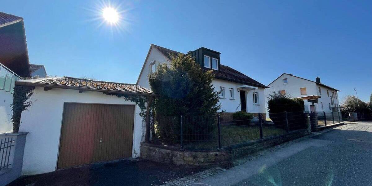 Einfamilienhaus Langenzenn - 6 Zimmer, 130 m&sup2;, 1.495&euro; | Angebot:25984081