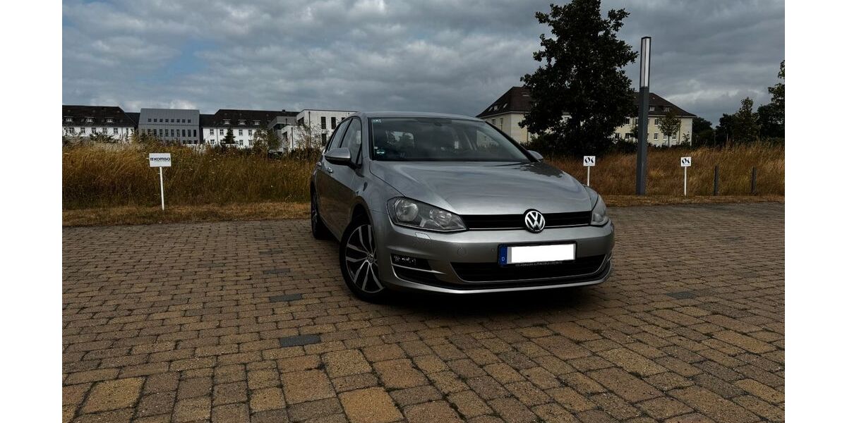 VW Golf 137.200 km 8.500 &euro; Osnabrück 49090