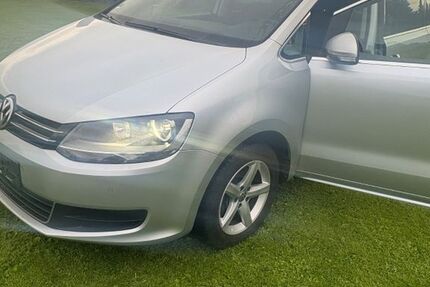 VW Sharan 193.000 km 5.900 &euro; Südbrookmerland 26624