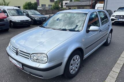 VW Golf 266.000 km 1.850 &euro; Uder 37318