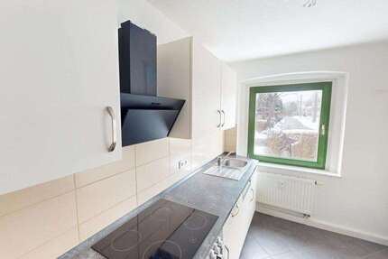 Wohnung Chemnitz Schönau - 3 Zimmer, 50 m&sup2;, 265&euro; | Angebot:27131513