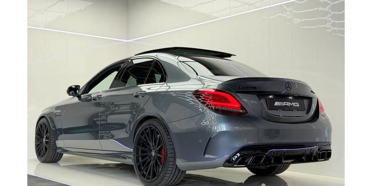 Mercedes-Benz C 63 AMG 101.559 km 53.997 &euro; Garbsen 30827