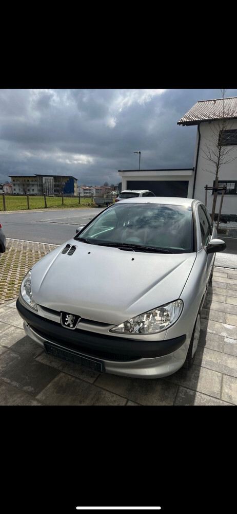 Peugeot 206 95.000 km 3.000 € München 80313