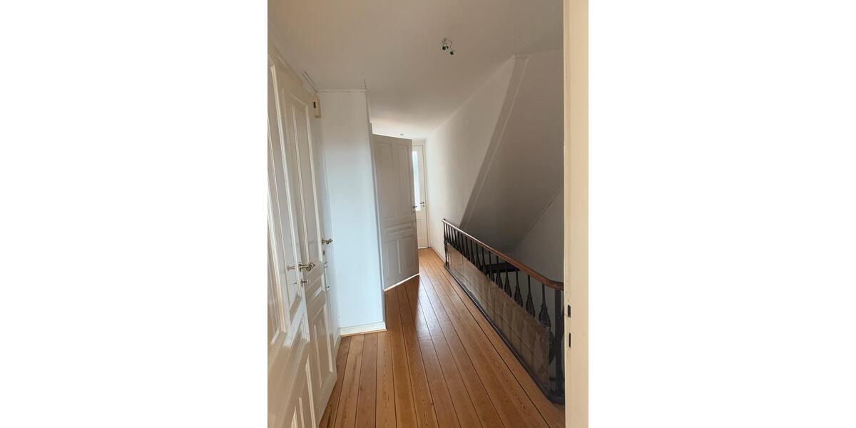 Erdgeschoßwohnung Bremen Östliche Vorstadt - 4 Zimmer, 150 m&sup2;, 1.790&euro; | Angebot:26326381