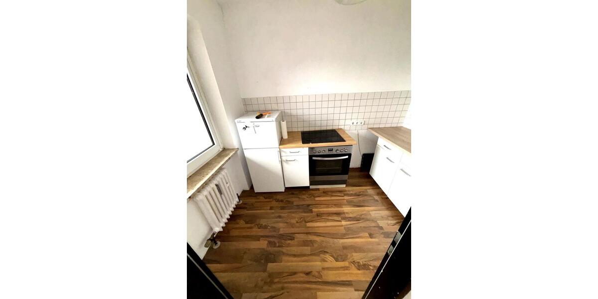 Etagenwohnung Wuppertal Arrenberg - 1 Zimmer, 40 m&sup2;, 500&euro; | Angebot:26022956