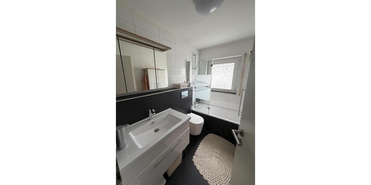 Erdgeschoßwohnung Leinfelden-Echterdingen Echterdingen - 4.5 Zimmer, 100 m&sup2;, 1.750&euro; | Angebot:26648050