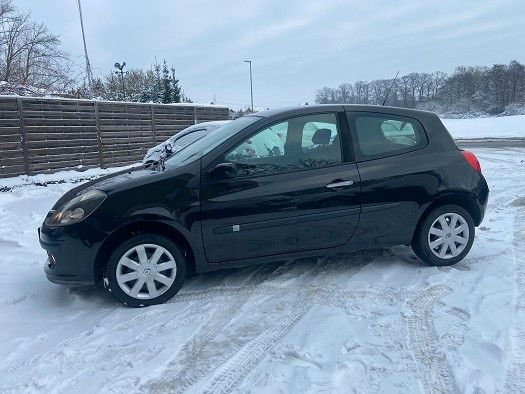 Renault Clio 184.467 km 2.750 &euro; Bielefeld 33729