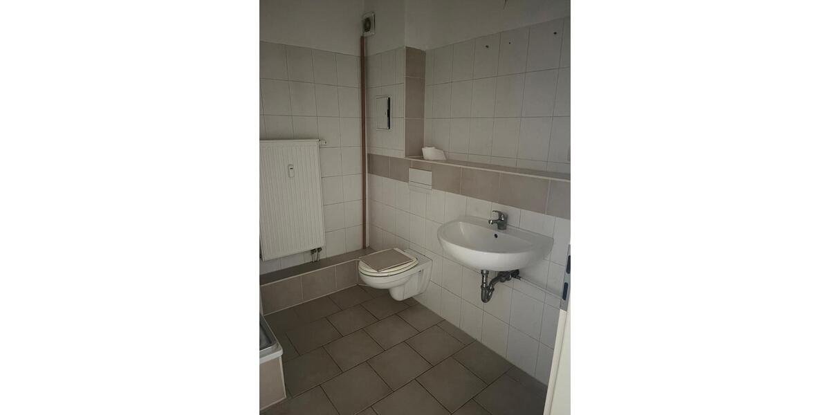 Etagenwohnung Grimmen - 3 Zimmer, 70 m&sup2;, 350&euro; | Angebot:24769425