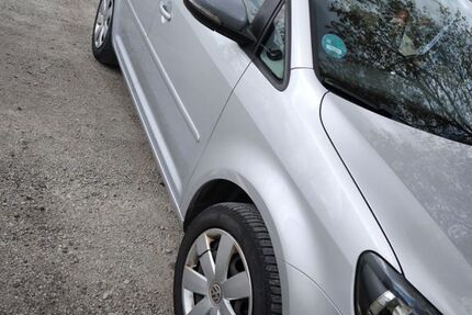 VW Touran 286.000 km 5.799 &euro; Bayerbach 94137