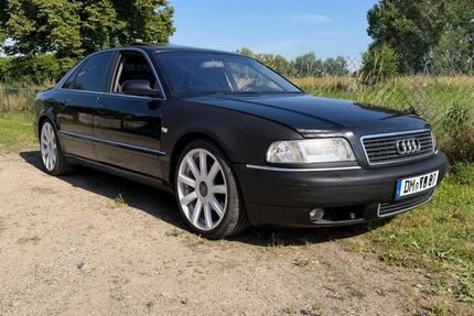 Audi A8 555.555 km 2.600 &euro; Stavenhagen 17153