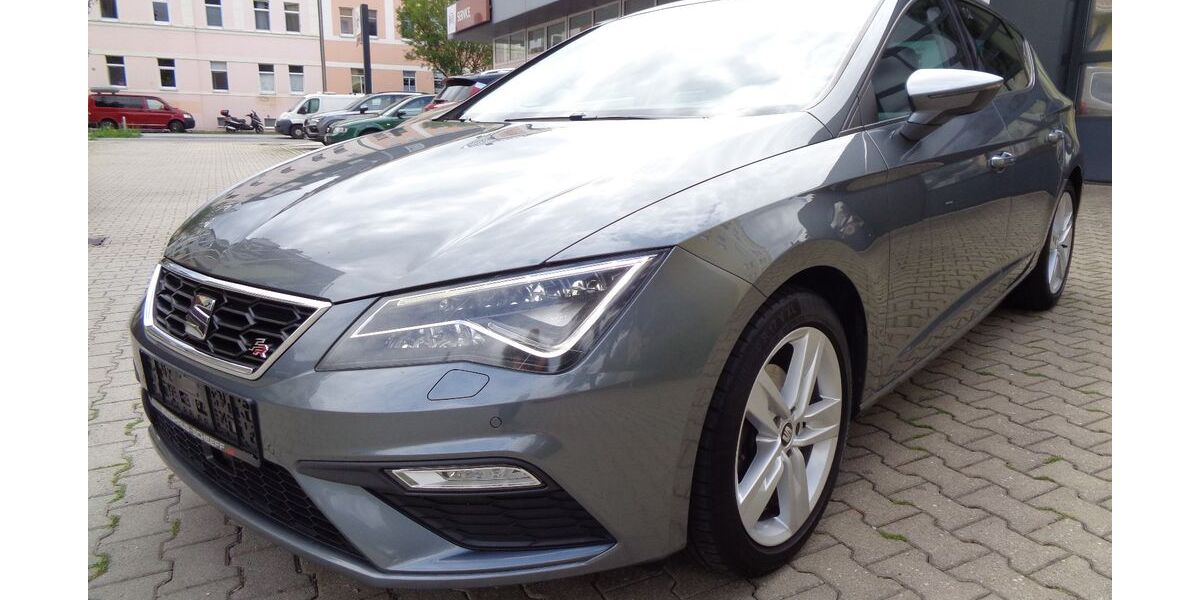 Seat Leon 130.700 km 12.990 &euro; Zwickau 08058