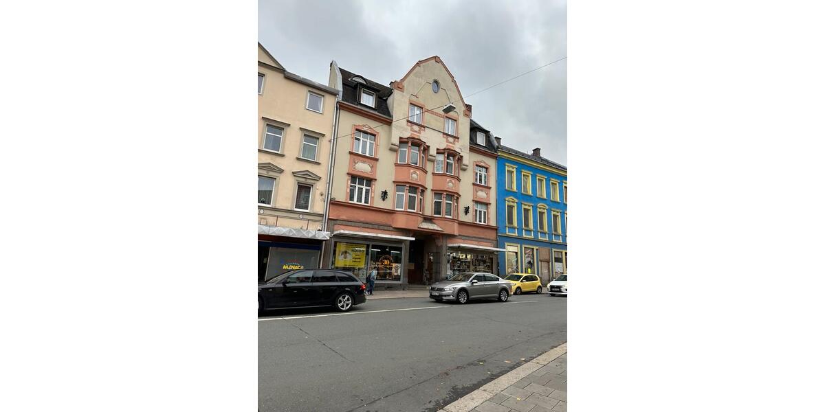 Etagenwohnung Hof Altstadt - 4 Zimmer, 110 m&sup2;, 820&euro; | Angebot:26415651