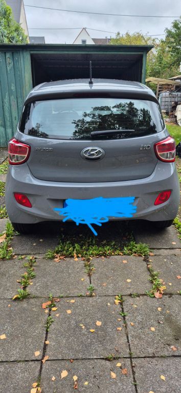 i10
