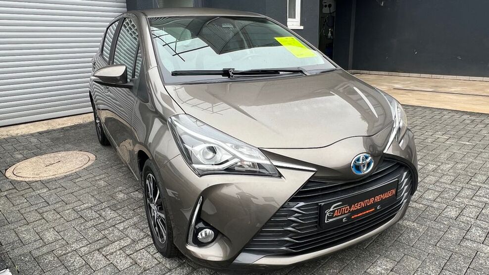 Toyota Yaris 30.800 km 13.890 € Remagen 53424